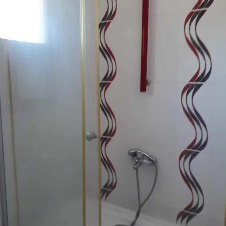 Cuhadar Ahsap Evleri *