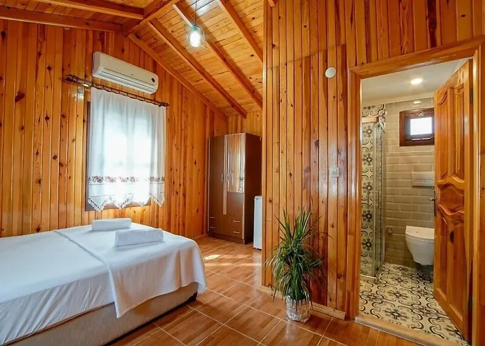 Cuhadar Ahsap Evleri Hotel Palamut Buku