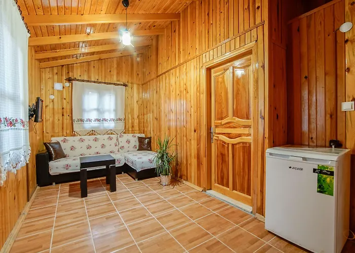 Cuhadar Ahsap Evleri Hotel