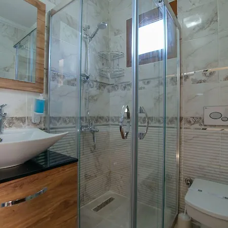 Otel Cuhadar Ahsap Evleri Palamutbükü