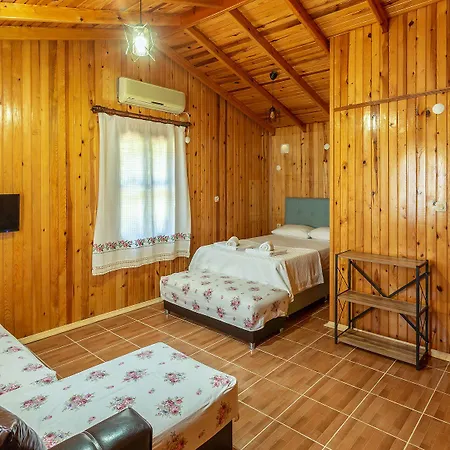 Cuhadar Ahsap Evleri Otel