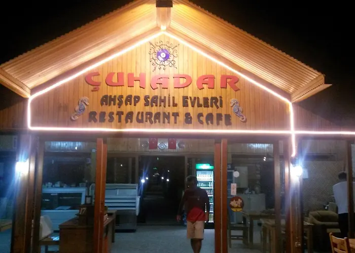 Отель Cuhadar Ahsap Evleri